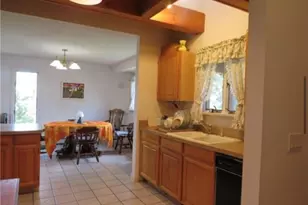 48 Bellevue Ave, Westerly, RI 02891 - Photo 3