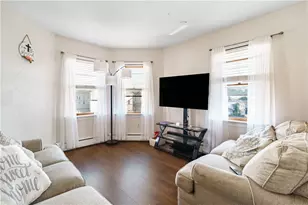 18 Amory St, Providence, RI 02904 - Photo 5