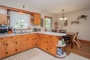 40 Church St, Tiverton, RI 02878 - Photo 9