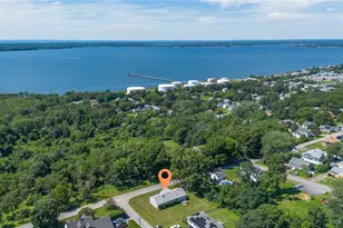 40 Church St, Tiverton, RI 02878 - Photo 37