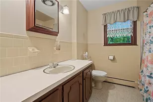 27 Peck Hill Rd, Johnston, RI 02919 - Photo 15