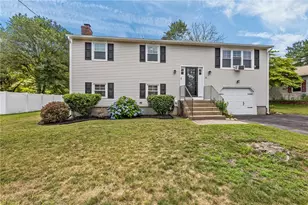 11 Turner Dr, West Warwick, RI 02893 - Photo 3
