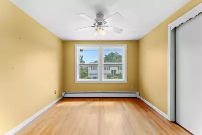 95 Hyde Street, Cranston, RI 02920 - Photo 17