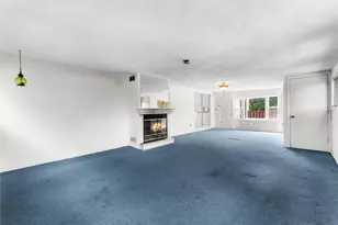 95 Hyde St, Cranston, RI 02920 - Photo 15