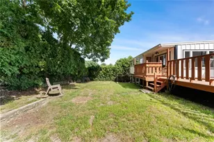 95 Hyde St, Cranston, RI 02920 - Photo 35