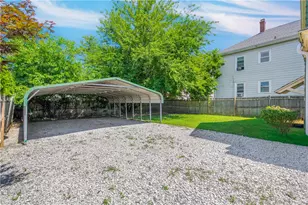 30 Cato Ave, Pawtucket, RI 02860 - Photo 33