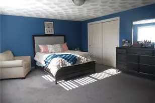 6 Tobie Ave, Pawtucket, RI 02861 - Photo 9