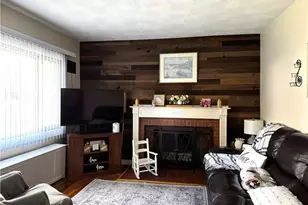 42 Spring Dr, Johnston, RI 02919 - Photo 3