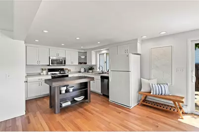 32 King Philip Avenue, Barrington, RI 02806 - Photo 13