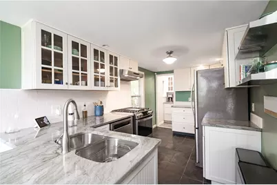 201 5th Street, Providence, RI 02906 - Photo 11