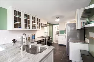 201 5th St, Providence, RI 02906 - Photo 11