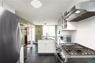 201 5th St, Providence, RI 02906 - Photo 15