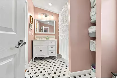 17 Ledge Road, East Greenwich, RI 02818 - Photo 15