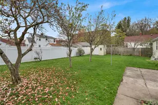 78 Crossland Rd, West Warwick, RI 02893 - Photo 23