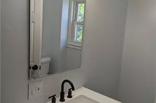 61 Utton Ave, Pawtucket, RI 02860 - Photo 17