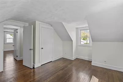 25 Gloria Street, Pawtucket, RI 02861 - Photo 15
