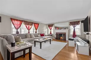74 Youngs Ave, West Warwick, RI 02893 - Photo 3