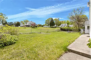 74 Youngs Ave, West Warwick, RI 02893 - Photo 27