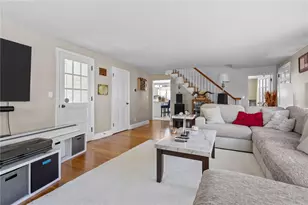 74 Youngs Ave, West Warwick, RI 02893 - Photo 5