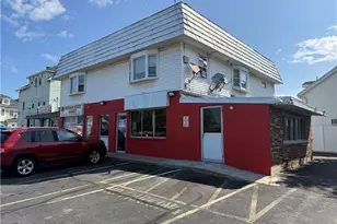 367 Fountain St, Pawtucket, RI 02860 - Photo 1