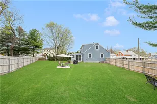 253 Arnold St, East Providence, RI 02915 - Photo 29