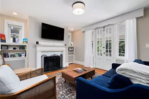 26 Paterson St, Providence, RI 02906 - Photo 31