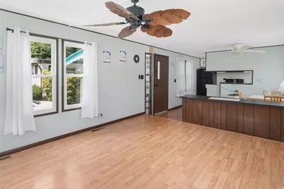 979 Tollgate Road, Warwick, RI 02886 - Photo 5