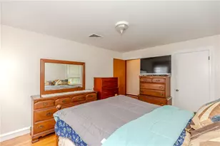 244 Gentian Ave, Providence, RI 02804 - Photo 25