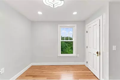 1552 Kingstown Road, South Kingstown, RI 02879 - Photo 15