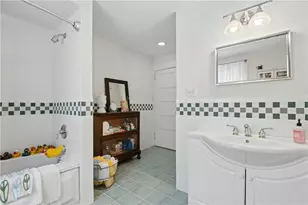 29 Howland Ave, Jamestown, RI 02835 - Photo 17