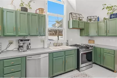 11 Heights Avenue, Warwick, RI 02889 - Photo 5