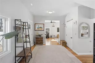 11 Heights Ave, Warwick, RI 02889 - Photo 9