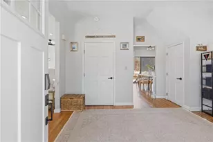 11 Heights Ave, Warwick, RI 02889 - Photo 7