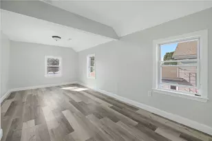 295 Magnolia St, Cranston, RI 02910 - Photo 19