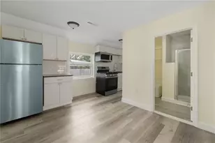 295 Magnolia St, Cranston, RI 02910 - Photo 7