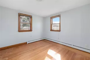 295 Magnolia St, Cranston, RI 02910 - Photo 21