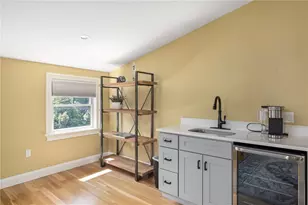 3 Oak St, Middletown, RI 02842 - Photo 33