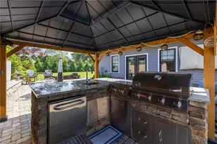 3 Oak St, Middletown, RI 02842 - Photo 7