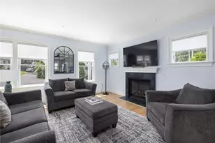 3 Oak St, Middletown, RI 02842 - Photo 19