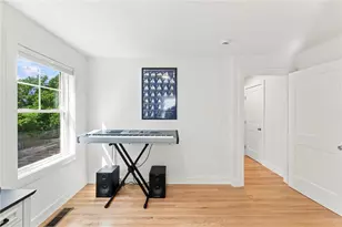 172 Bayview Ave, Bristol, RI 02809 - Photo 21