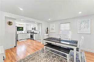 172 Bayview Ave, Bristol, RI 02809 - Photo 7