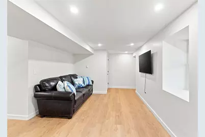 172 Bayview Avenue, Bristol, RI 02809 - Photo 25