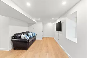 172 Bayview Ave, Bristol, RI 02809 - Photo 25