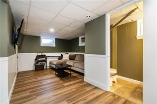 11 Metropolitan Rd, Providence, RI 02908 - Photo 29