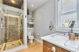 453 Angell St, Providence, RI 02906 - Photo 25