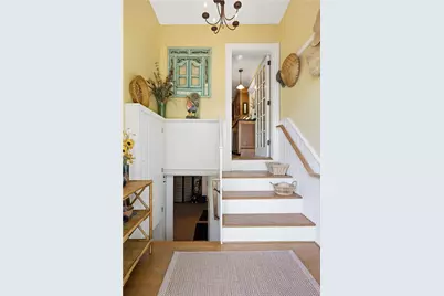 6 Brooks Avenue, Newport, RI 02840 - Photo 25