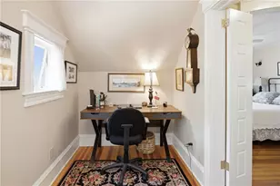 6 Brooks Ave, Newport, RI 02840 - Photo 17