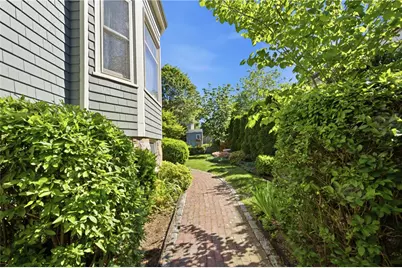 6 Brooks Avenue, Newport, RI 02840 - Photo 29