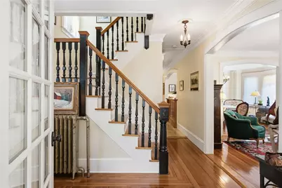 6 Brooks Avenue, Newport, RI 02840 - Photo 7