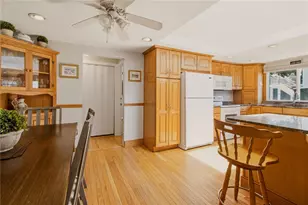 10 Kerins Terrace, Newport, RI 02840 - Photo 13